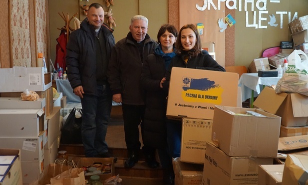 Sercanie pomagają na Ukrainie