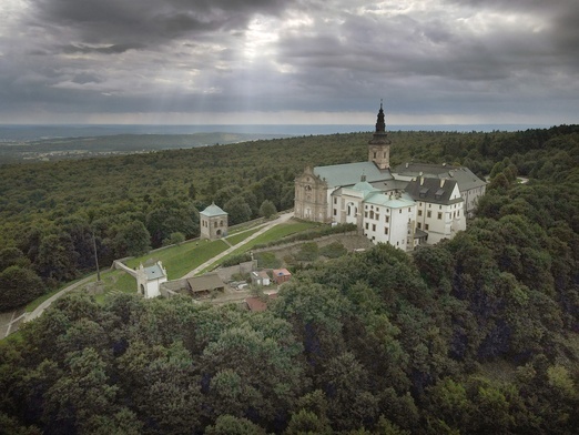 Klasztor na Świętym Krzyżu.