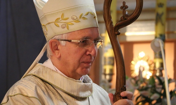 Abp Depo wystosował do diecezjan list w sprawie ks. Galusa