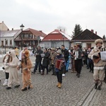 Zakliczyn. Kolędowanie ulicami miasta