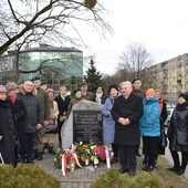 Wspólna fotka przed Pomnikiem Matek Sybiraczek.