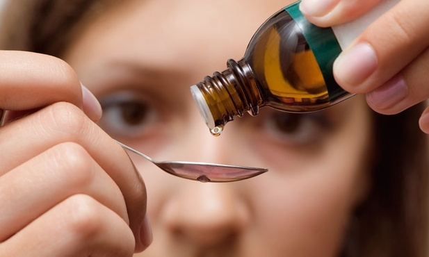 Homeopatia to nie to samo co medycyna naturalna – nie leczy, a może szkodzić