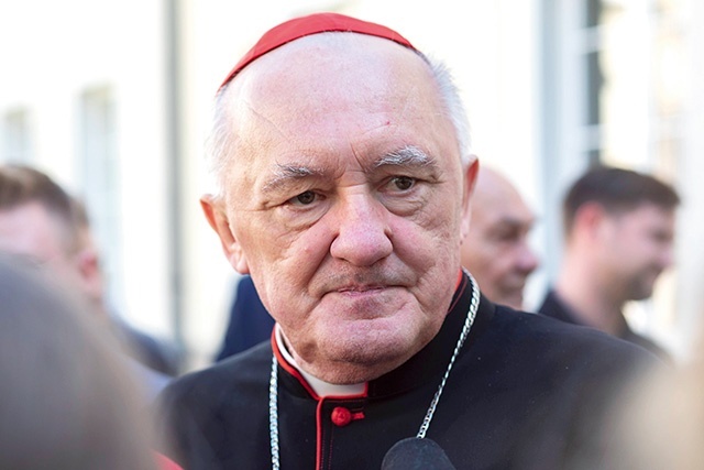 – Byłbym daleki od twierdzenia, że Jan Paweł II świadomie coś starał się ukrywać – mówi kardynał. 