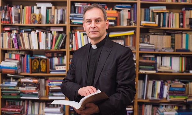 Ks. prof. Mazurkiewicz o odpowiedzialności katolików za kształt polityki: „To jest ważne, kto będzie rządził” 