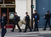 Ekspert o trudnej sytuacji we francuskiej policji: strach, marazm i zakazy ścigania przestępców w imigranckich dzielnicach
