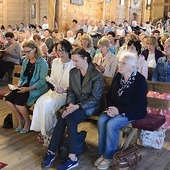 	Oleskie sanktuarium św. Anny to centrum diecezjalnej wspólnoty kobiet.