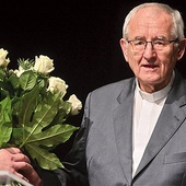 Duszpasterz przyjął święcenia kapłańskie w 1964 r.