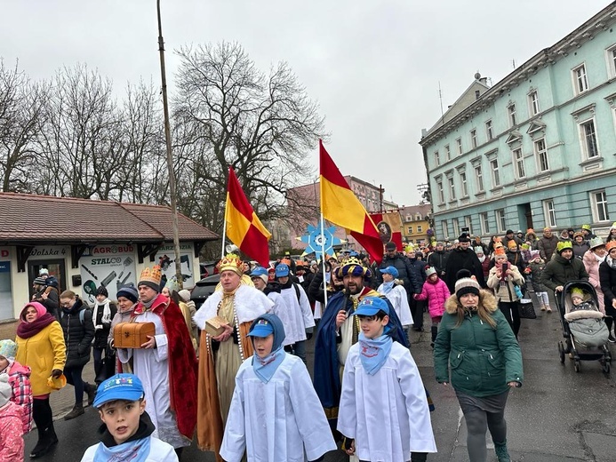 Orszak Trzech Króli we Wrocławiu-Leśnicy 2024