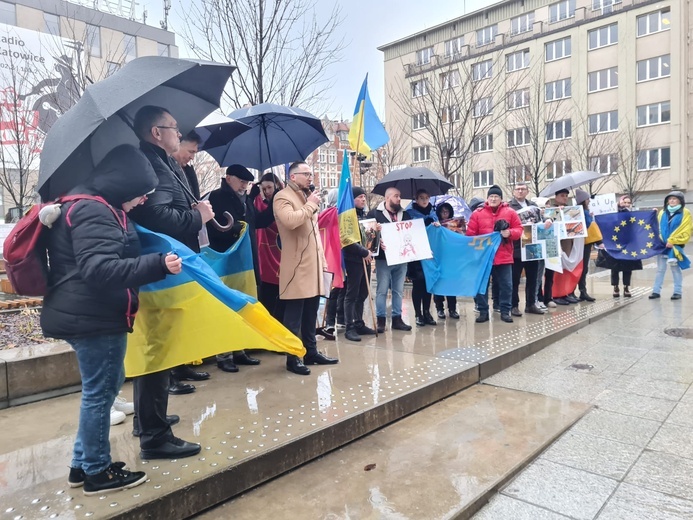 Katowice. Manifestacja społeczności ukraińskiej