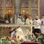 Poświęcenie ołtarza w odnowionym kościele pw. św. Zygmunta i św. Jadwigi Śl. w Kędzierzynie-Koźlu