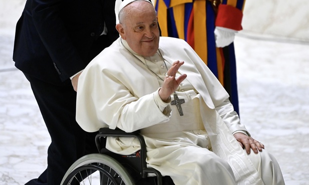 Papież do młodych: Carlo Acutis jest przykładem życia łaskami chrztu i bierzmowania 