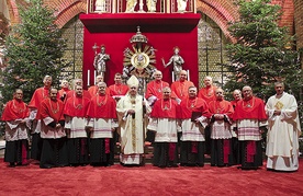Instalacja nowych kanoników – gremialnego i honorowego – odbyła się 25 stycznia w katedrze.