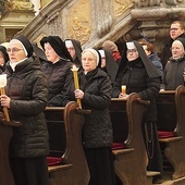 Podczas Mszy św. odbyło się odnowienie ślubów. 