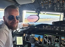 	Maciej Wilk był dyrektorem operacyjnym PLL LOT, obecnie jest dyrektorem operacyjnym kanadyjskich linii lotniczych Flair Airlines.