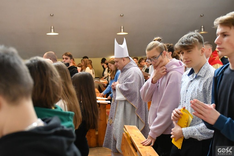 Środa Popielcowa na oazowych rekolekcjach w Rokitnie