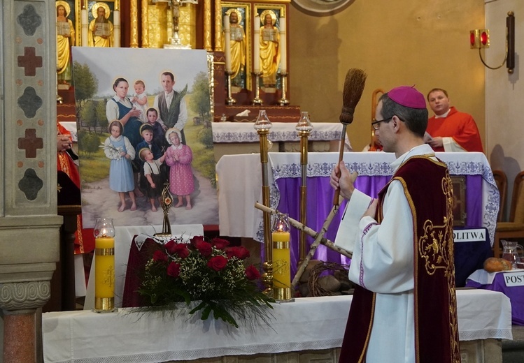 Błogosławiona rodzina Ulmów we Wrocławiu-Brochowie