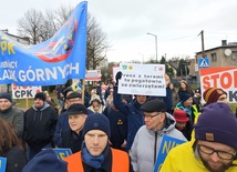 Mikołów. Manifestacja przeciwko kolei prowadzącej do CPK