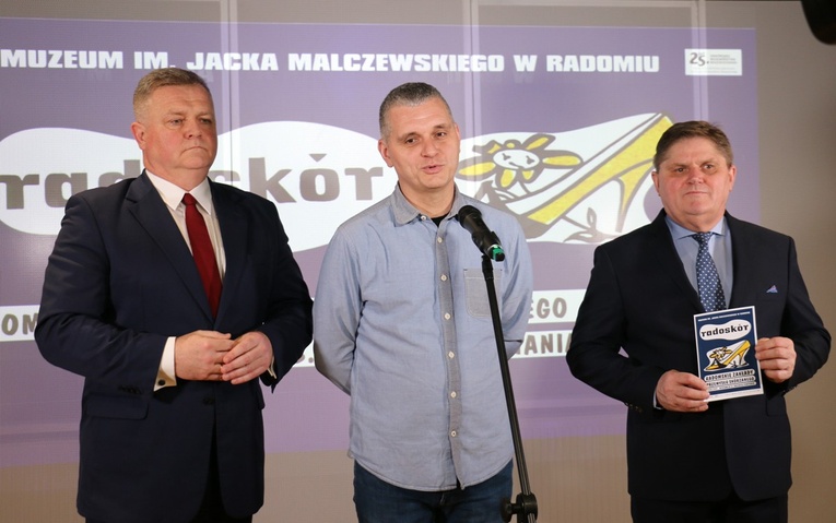 O nowej wystawie i zmianach w muzeum opowiadali (od lewej) Adam Duszyk, Krzysztof Skarżycki i Leszek Ruszczyk.