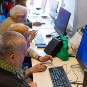 Katowice. Jest nowy punkt Cyfrowego Wsparcia Seniorów