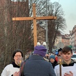 Zanieśli krzyż do Heiligen-Kreuz