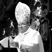 Zmarł abp Marian Gołębiewski 