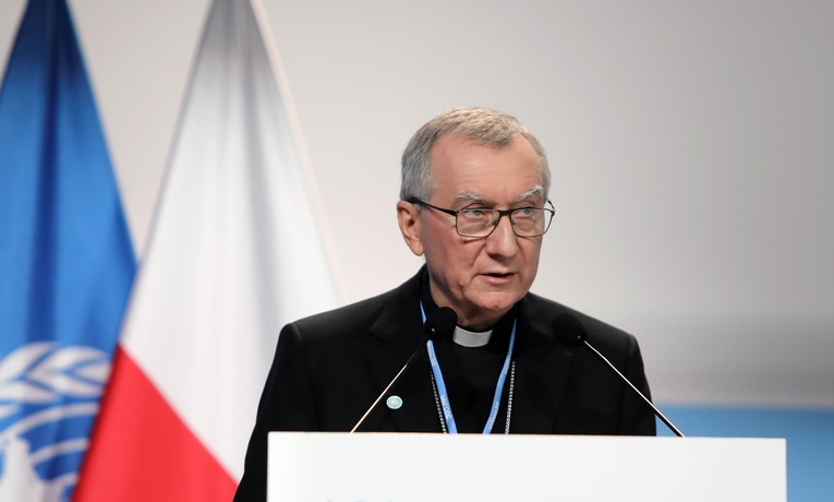 Kard. Parolin: pierwszym warunkiem negocjacji rosyjsko-ukraińskich jest zaprzestanie agresji