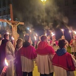 Droga Krzyżowa w głogowskiej fosie miejskiej