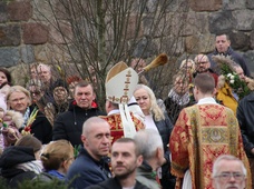 Płock. Niedziela Palmowa w katedrze