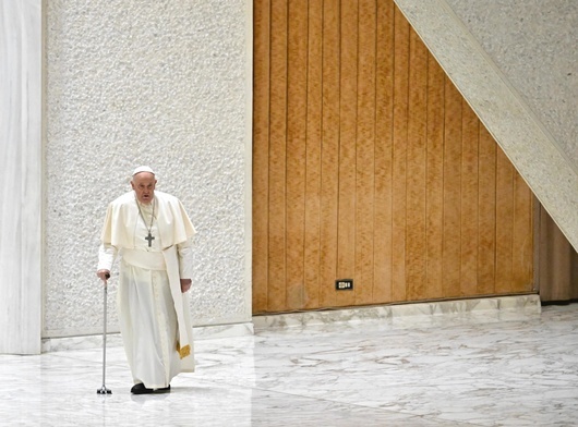 Papież w więzieniu dla kobiet: jego obecność przesłaniem nadziei