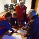 Caritas i wolontariusze przygotowali pomoc świąteczną.