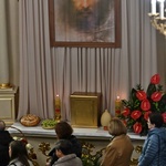 Płońsk. Ołtarz wystawienia w parafii pw. św. Michała Archanioła