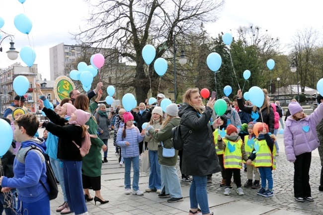 Obchody Światowego Dnia Autyzmu w Radomiu