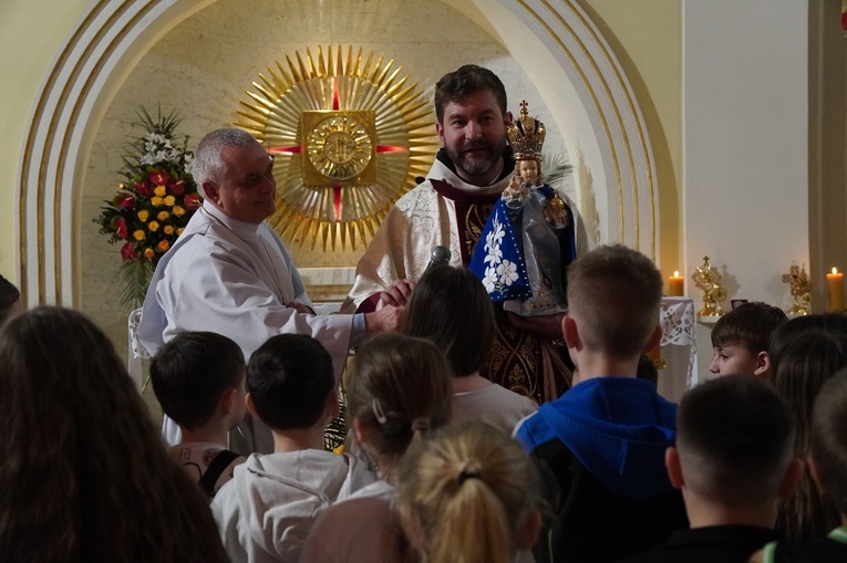 "Kącik dziecięctwa Bożego" u karmelitów bosych we Wrocławiu