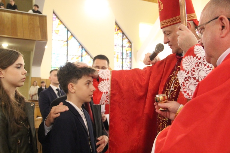 Tarnów. Bierzmowanie w Miłosierdziu Bożym