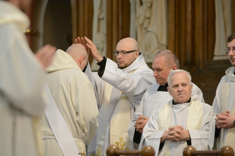 Święcenia kapłańskie u franciszkanów