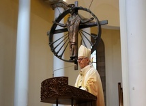 Abp Skworc: Śp. biskup Bednorz niech nadal będzie przykładem