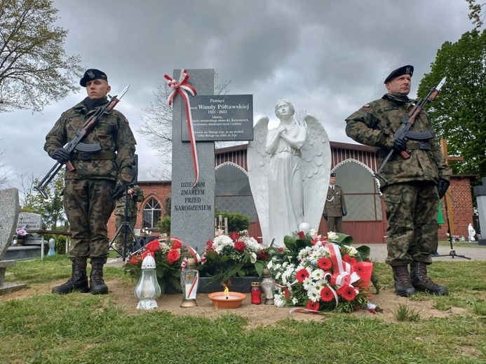 W Niegosławicach odsłonięto Pomnik Życia