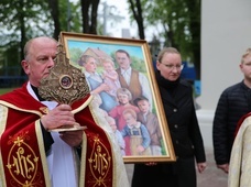 Janów Lubelski. W szkole miłości małżeńskiej i miłosiernej