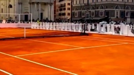 Rzym. Światowy tenis na... historycznym placu