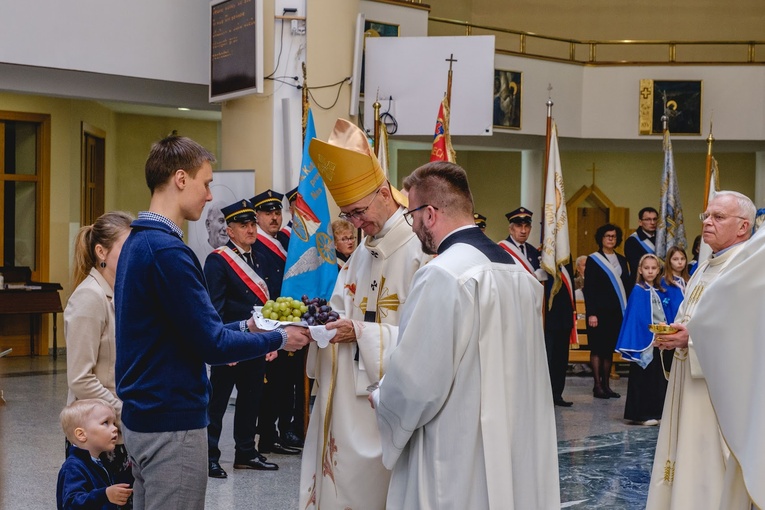 Abp Adrian Galbas wziął udział w organizowanym przez diecezję gliwicką  Kongresie Eucharystycznym w dniach 27-28 kwietnia 2024 roku.