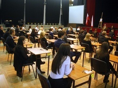 Egzaminem pisemnym z języka polskiego rozpoczęły się matury