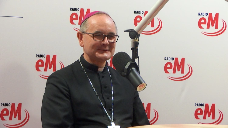 „Najważniejszy człowiek w Kościele to kobieta". Abp Andrzej Przybylski o roli kobiet, Guadalupe i nadziei