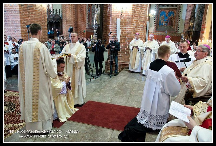  Święcenia biskupie Księdza Biskupa Wiesława Śmigla - Pelplin - foto Krzysztof Mania