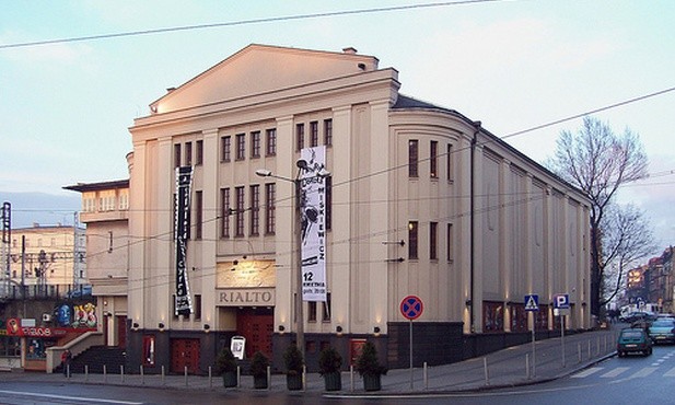 Katowicki kino-teatr Rialto.