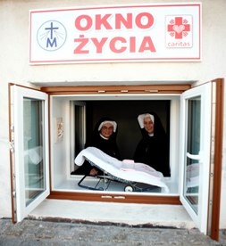 Okno życia w Płocku