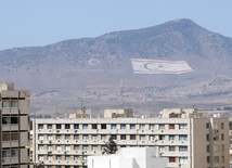 Cypr: Obchody 35. rocznicy tureckiej inwazji