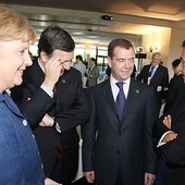 Miedwiediew podejmie w Soczi Merkel