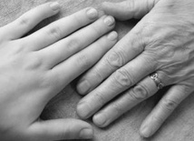 Szwecja: Zakaz uścisku dłoni 