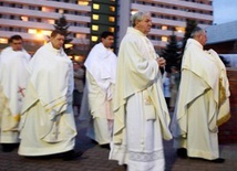 Biskupi o obchodach Roku Kapłańskiego