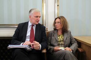 PO o in vitro: dwa projekty do Sejmu